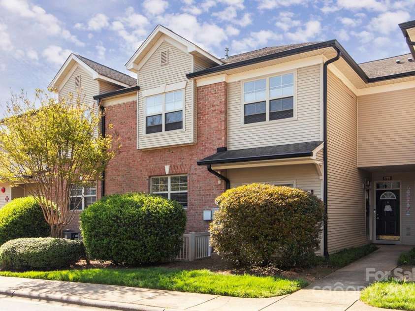 1716 Termini Drive, Charlotte, NC 28262.  MLS# CAR4247973, YatesRealty ID 12752. 