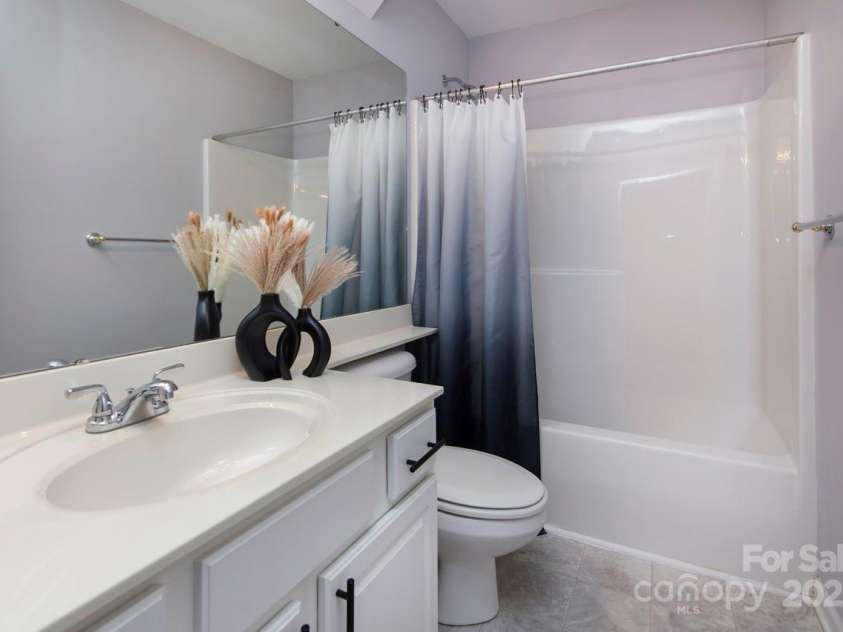 1716 Termini Drive, Charlotte, NC 28262.  MLS# CAR4247973, YatesRealty ID 12752. 