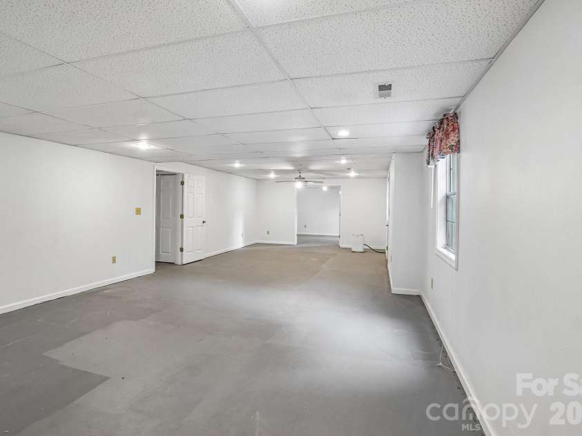 3 Wentworth Court, Etowah, NC 28729.  MLS# CAR4390918, YatesRealty ID 12752. 