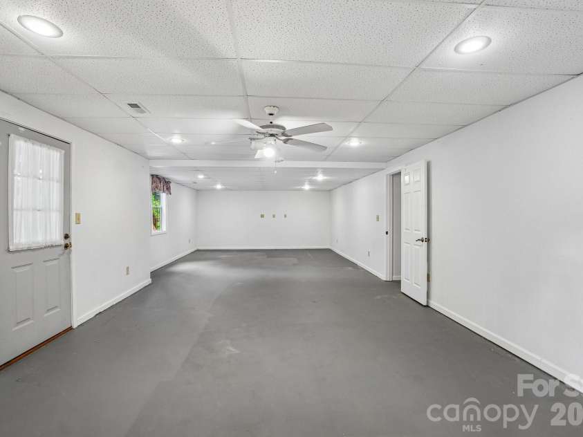3 Wentworth Court, Etowah, NC 28729.  MLS# CAR4390918, YatesRealty ID 12752. 