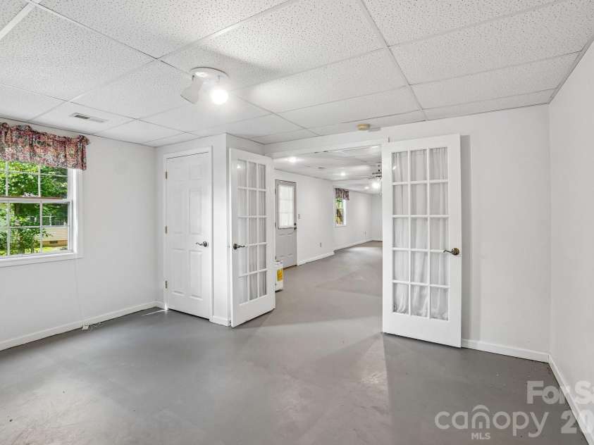 3 Wentworth Court, Etowah, NC 28729.  MLS# CAR4390918, YatesRealty ID 12752. 