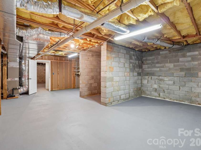 3 Wentworth Court, Etowah, NC 28729.  MLS# CAR4390918, YatesRealty ID 12752. 