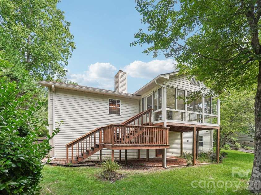 3 Wentworth Court, Etowah, NC 28729.  MLS# CAR4390918, YatesRealty ID 12752. 