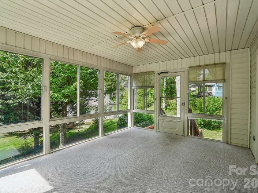 3 Wentworth Court, Etowah, NC 28729.  MLS# CAR4390918, YatesRealty ID 12752. 