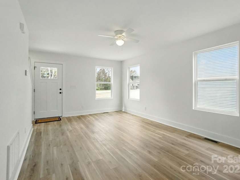 74 Snyder Court, Concord, NC 28025.  MLS# CAR4245224, YatesRealty ID 12753. Living Room