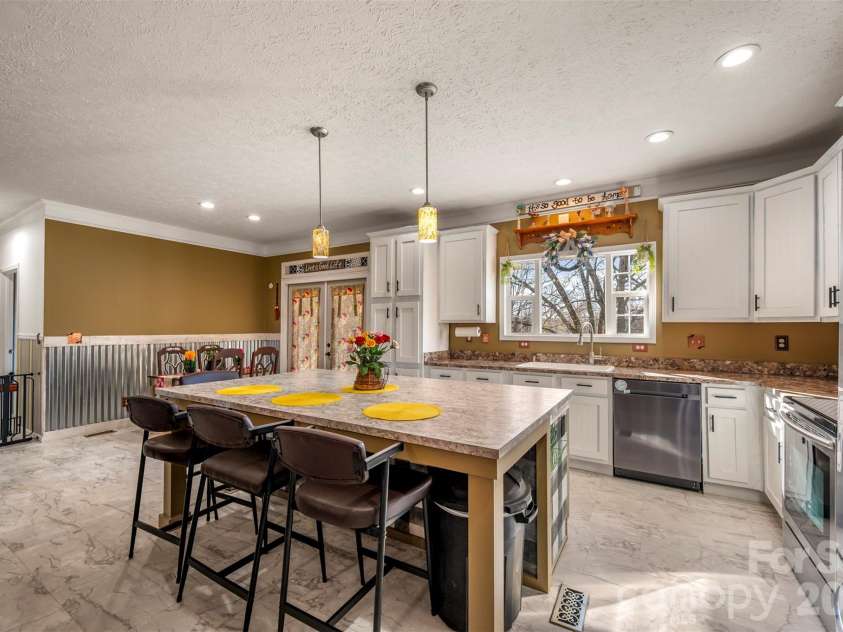 178 Star Trail Drive, Forest City, NC 28043.  MLS# CAR4358922, YatesRealty ID 12755. 