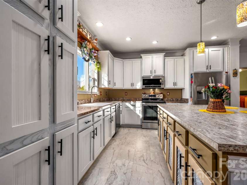 178 Star Trail Drive, Forest City, NC 28043.  MLS# CAR4358922, YatesRealty ID 12755. 