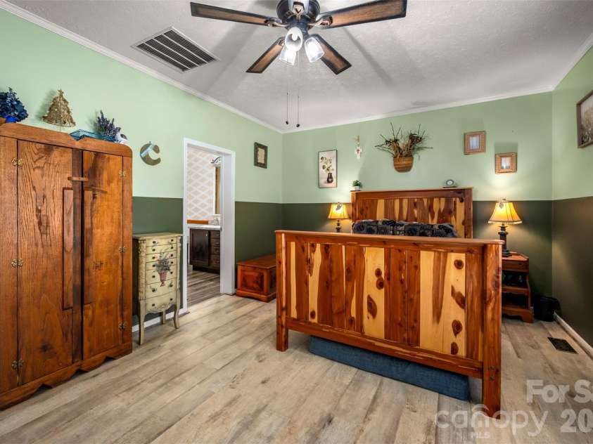 178 Star Trail Drive, Forest City, NC 28043.  MLS# CAR4358922, YatesRealty ID 12755. 