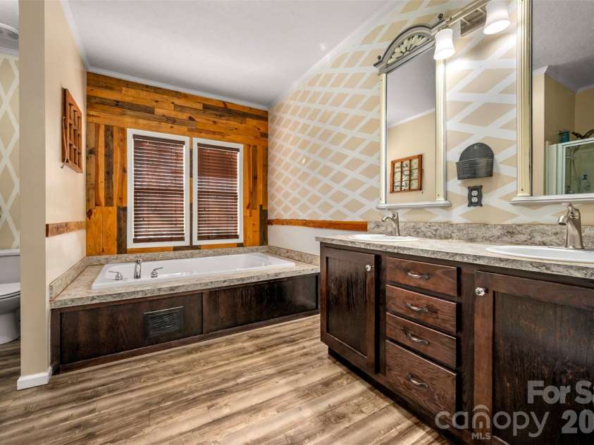 178 Star Trail Drive, Forest City, NC 28043.  MLS# CAR4358922, YatesRealty ID 12755. 