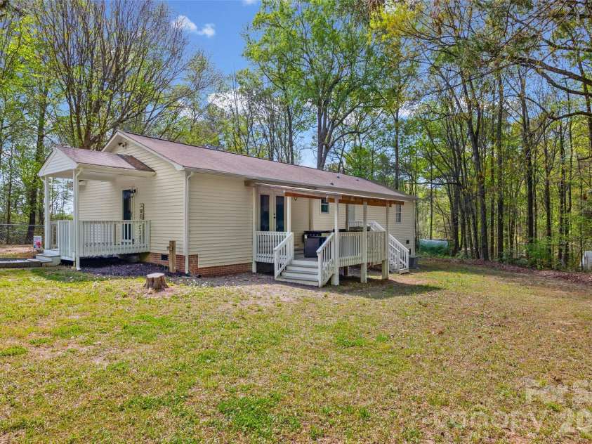1025 Reservation Road, Rock Hill, SC 29730.  MLS# CAR4366054, YatesRealty ID 12756. 