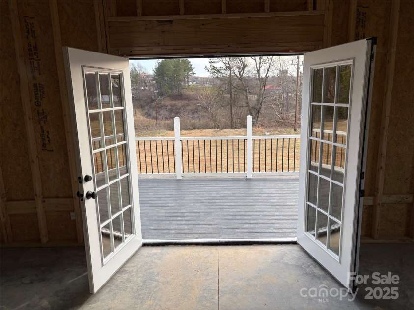 106 GILLIATT Street, Shelby, NC 28150.  MLS# CAR4218899, YatesRealty ID 12756. 