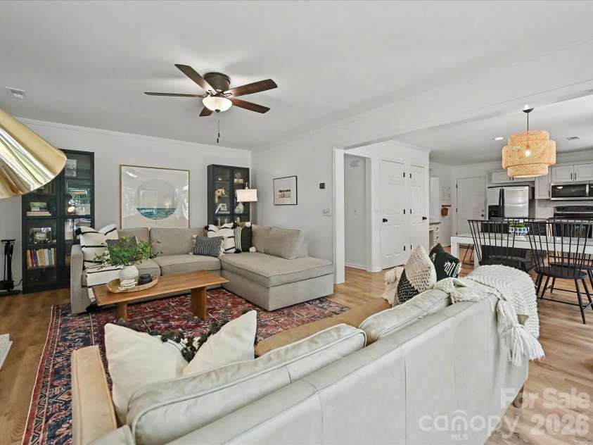 2924 Firewood Drive, Matthews, NC 28105.  MLS# CAR4369269, YatesRealty ID 12757. 