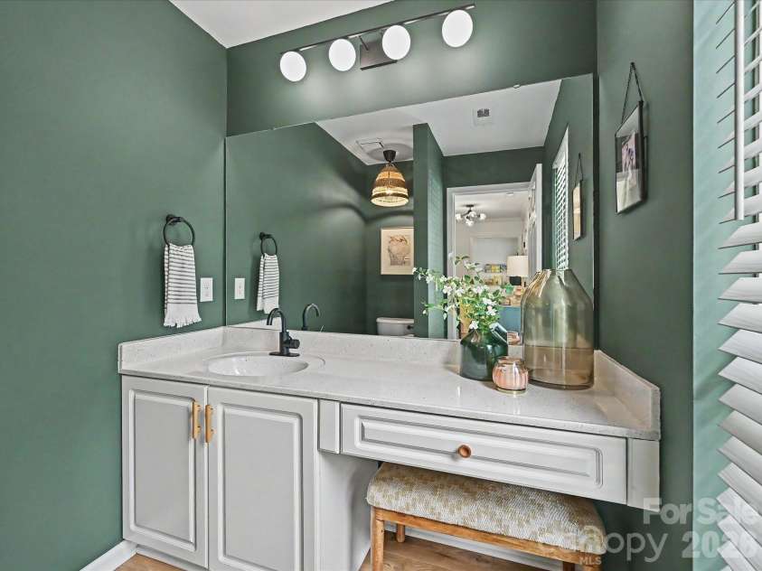 2924 Firewood Drive, Matthews, NC 28105.  MLS# CAR4369269, YatesRealty ID 12757. 