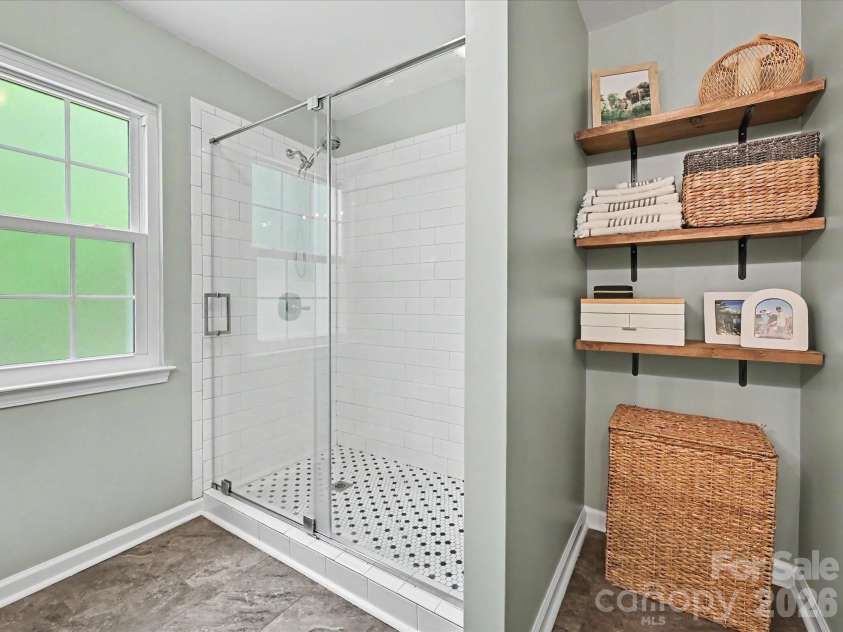 2924 Firewood Drive, Matthews, NC 28105.  MLS# CAR4369269, YatesRealty ID 12757. 