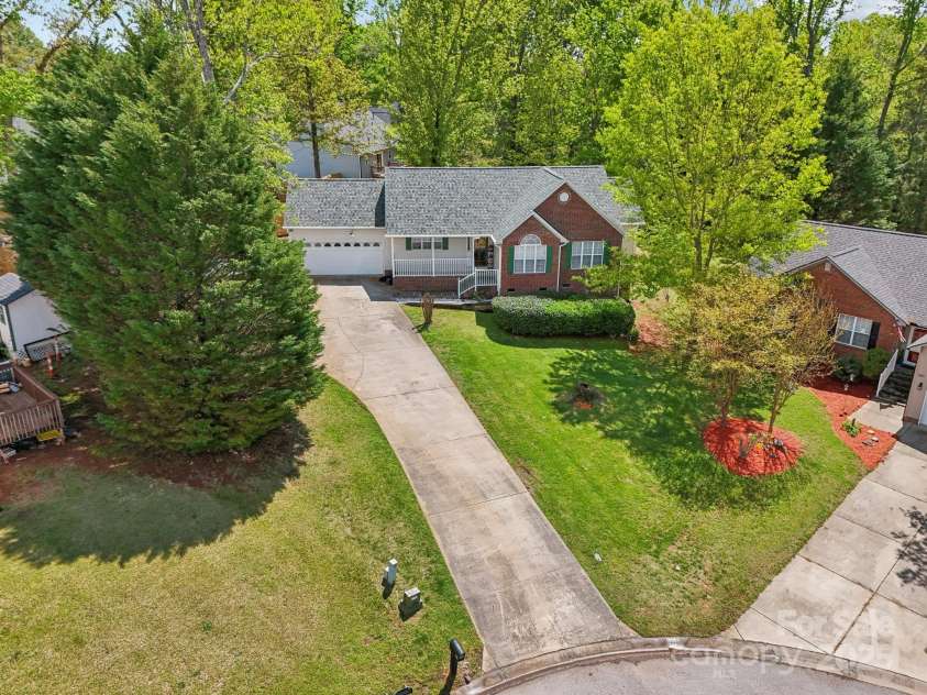 504 Menzies Drive, Rock Hill, SC 29730.  MLS# CAR4235724, YatesRealty ID 12758. 