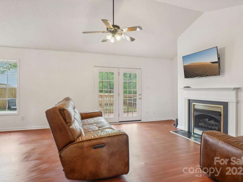 504 Menzies Drive, Rock Hill, SC 29730.  MLS# CAR4235724, YatesRealty ID 12758. 