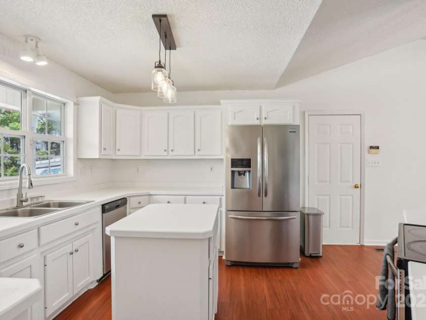 504 Menzies Drive, Rock Hill, SC 29730.  MLS# CAR4235724, YatesRealty ID 12758. 
