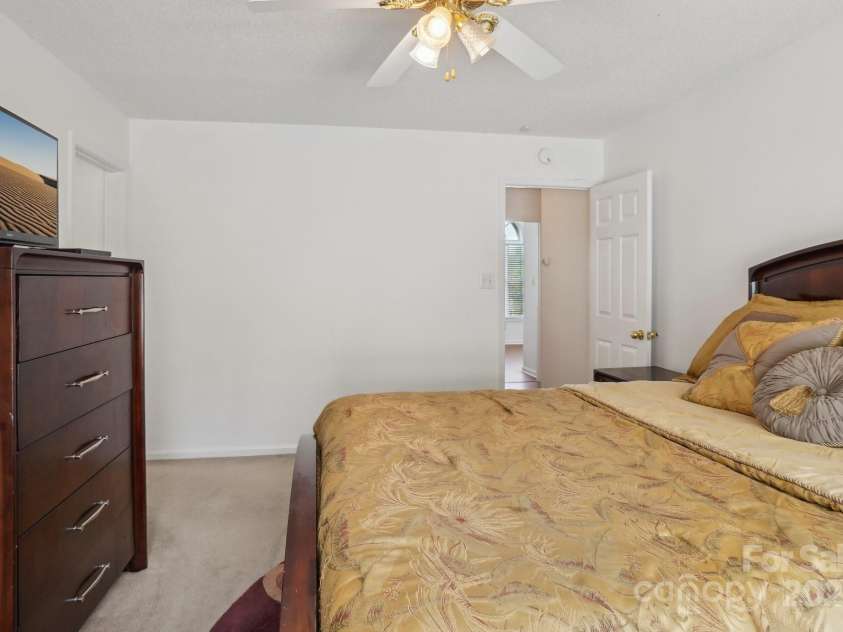 504 Menzies Drive, Rock Hill, SC 29730.  MLS# CAR4235724, YatesRealty ID 12758. 