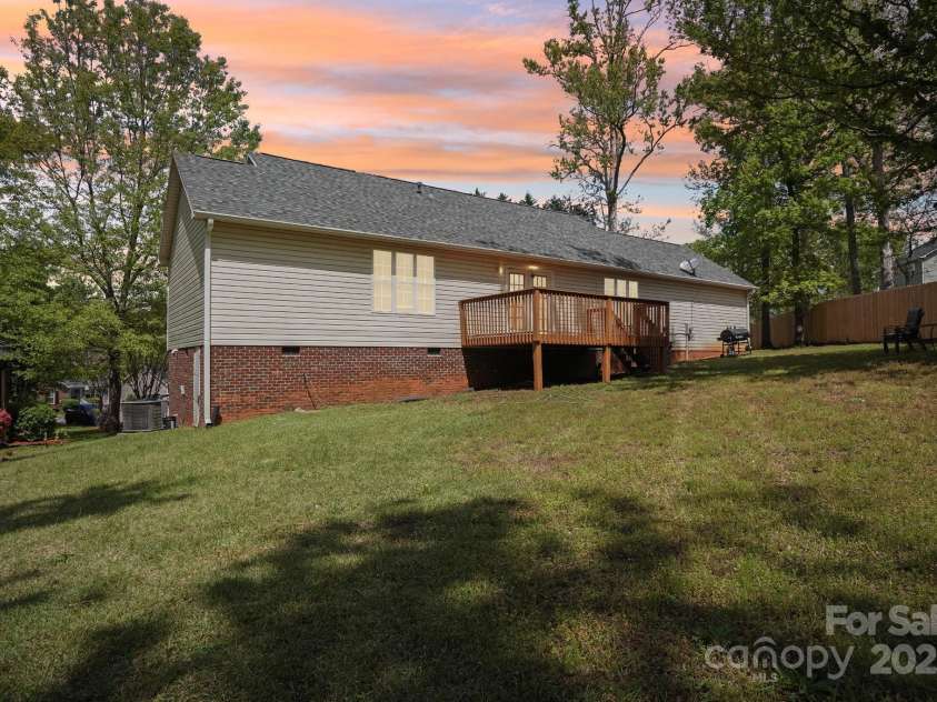 504 Menzies Drive, Rock Hill, SC 29730.  MLS# CAR4235724, YatesRealty ID 12758. 
