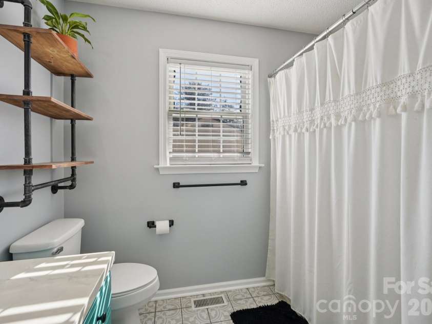 3802 Babe Lane, Vale, NC 28168.  MLS# CAR4332386, YatesRealty ID 12759. 