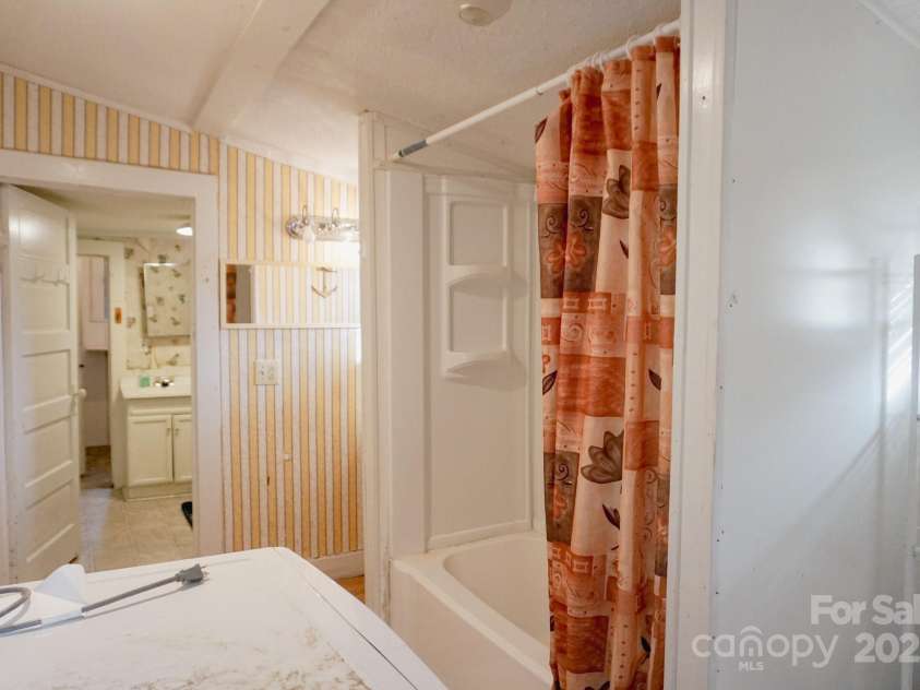 486 Main Street, Forest City, NC 28043.  MLS# CAR4224432, YatesRealty ID 1276. Main- bath 2