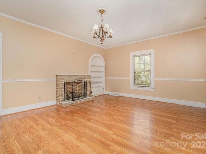 505 Chestnut Street, Gastonia, NC 28054.  MLS# CAR4320953, YatesRealty ID 1276. 