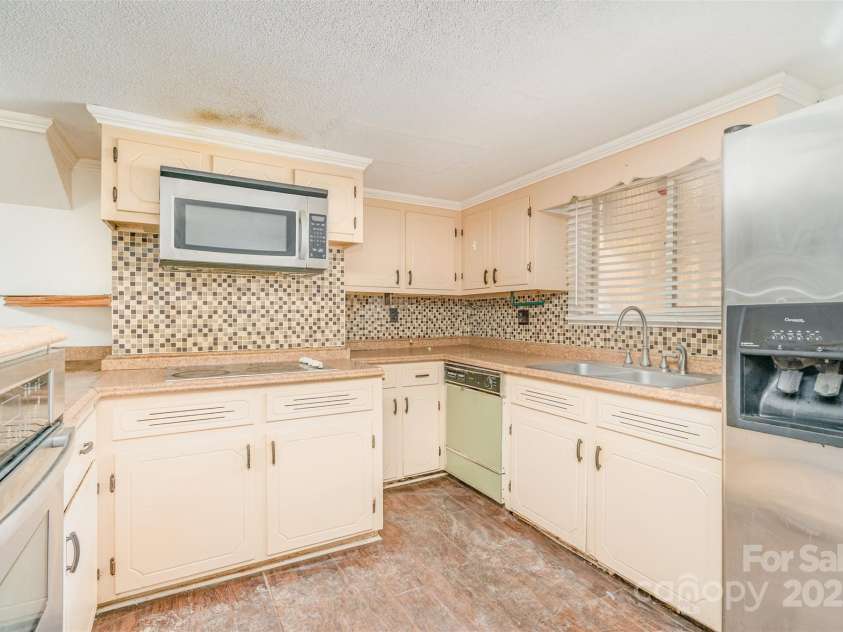 505 Chestnut Street, Gastonia, NC 28054.  MLS# CAR4320953, YatesRealty ID 1276. 