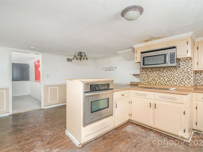 505 Chestnut Street, Gastonia, NC 28054.  MLS# CAR4320953, YatesRealty ID 1276. 