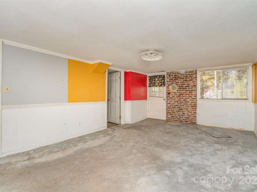 505 Chestnut Street, Gastonia, NC 28054.  MLS# CAR4320953, YatesRealty ID 1276. 