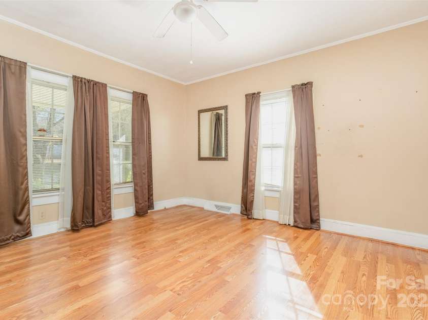 505 Chestnut Street, Gastonia, NC 28054.  MLS# CAR4320953, YatesRealty ID 1276. 