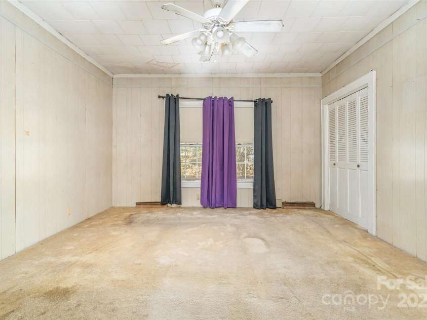 505 Chestnut Street, Gastonia, NC 28054.  MLS# CAR4320953, YatesRealty ID 1276. 