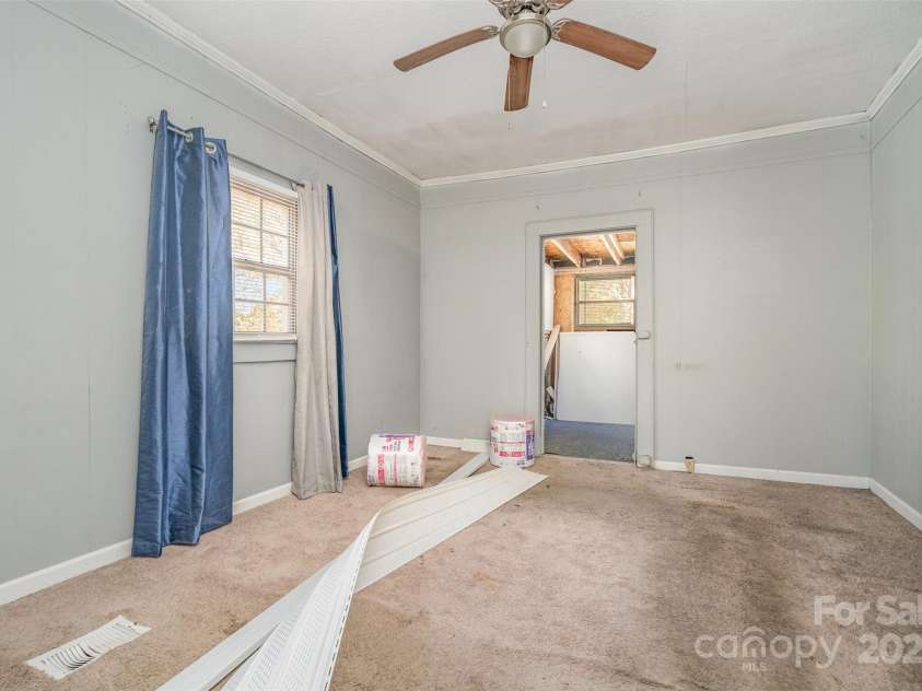 505 Chestnut Street, Gastonia, NC 28054.  MLS# CAR4320953, YatesRealty ID 1276. 