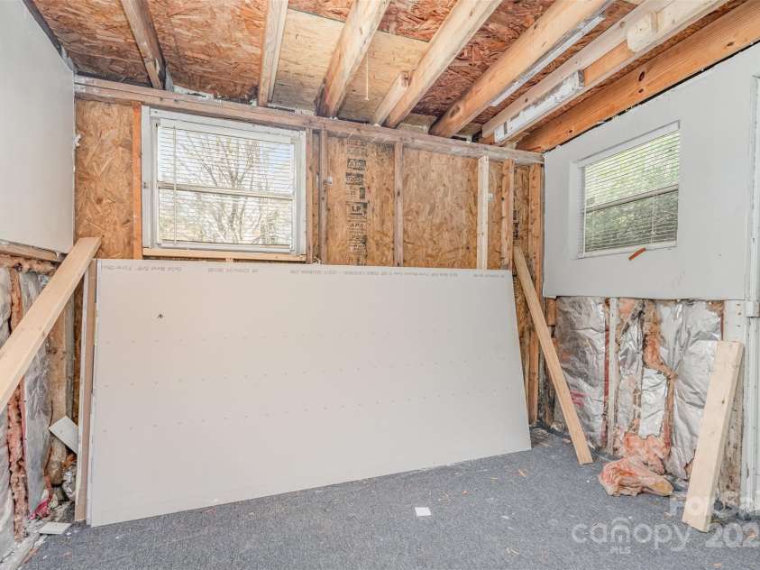 505 Chestnut Street, Gastonia, NC 28054.  MLS# CAR4320953, YatesRealty ID 1276. 