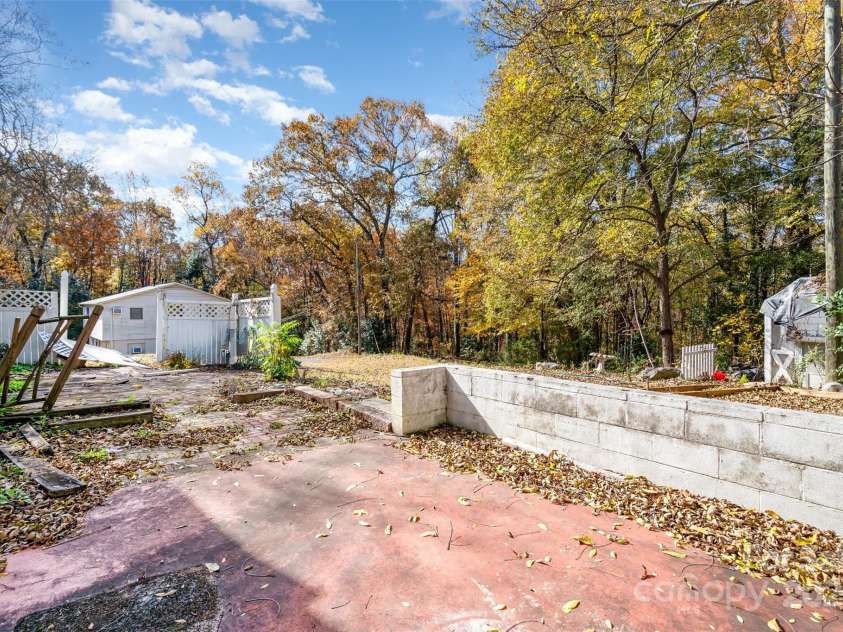 505 Chestnut Street, Gastonia, NC 28054.  MLS# CAR4320953, YatesRealty ID 1276. 