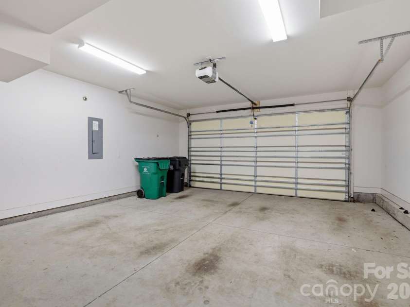 1207 36th Street, Charlotte, NC 28205.  MLS# CAR4398138, YatesRealty ID 12760. 2 car garage - side by side
