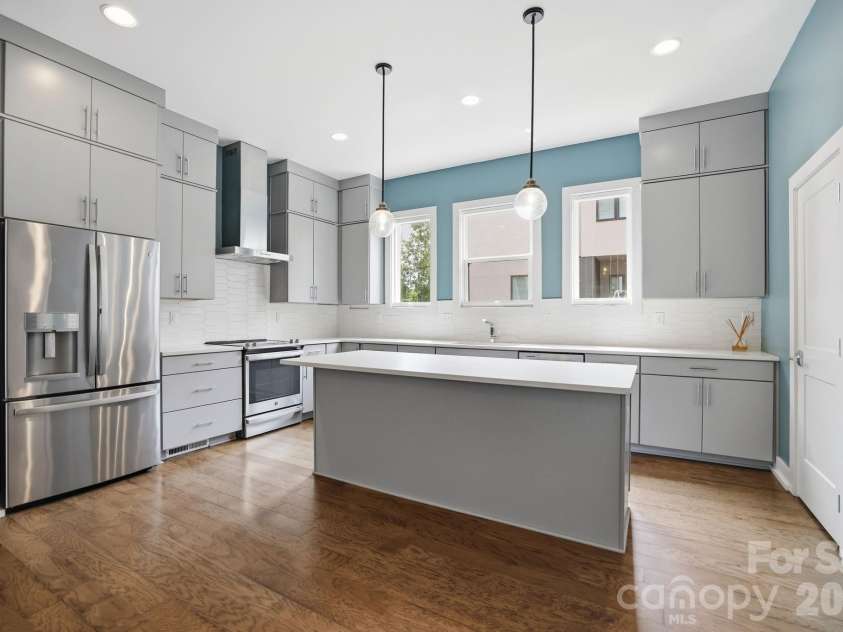 1207 36th Street, Charlotte, NC 28205.  MLS# CAR4398138, YatesRealty ID 12760. Kitchen