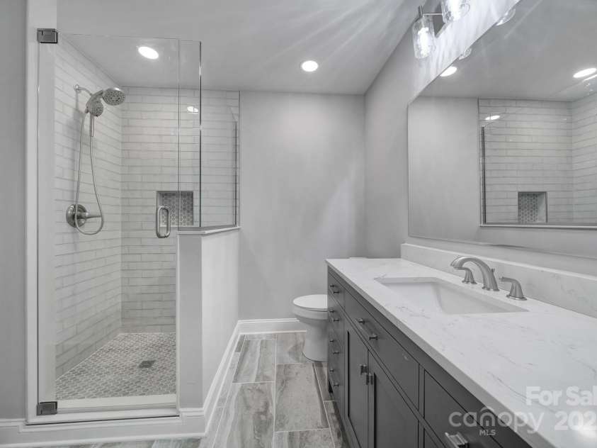 5633 Open Book Lane, Charlotte, NC 28270.  MLS# CAR4255035, YatesRealty ID 12761. 