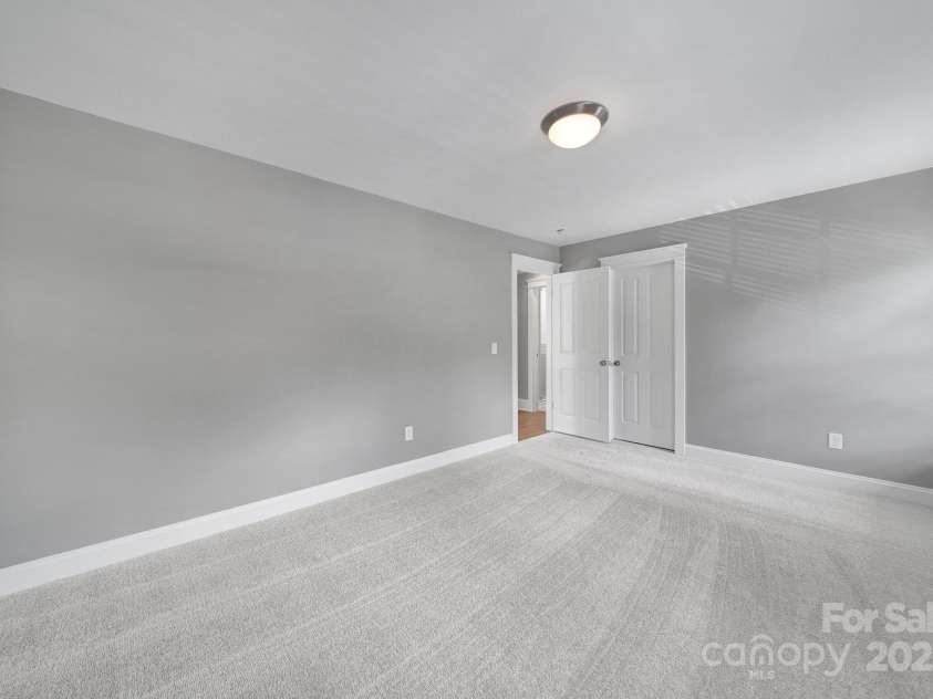 5633 Open Book Lane, Charlotte, NC 28270.  MLS# CAR4255035, YatesRealty ID 12761. 
