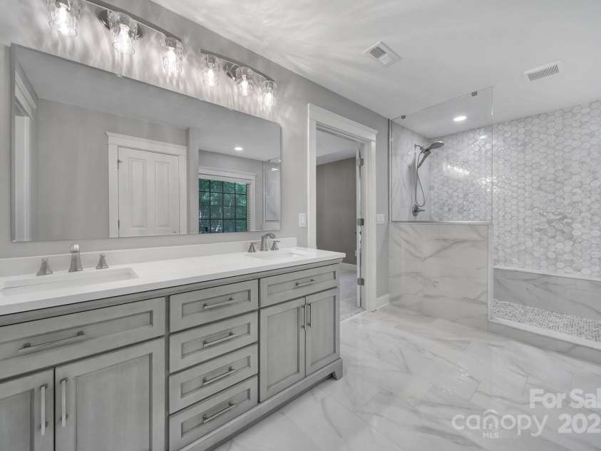 5633 Open Book Lane, Charlotte, NC 28270.  MLS# CAR4255035, YatesRealty ID 12761. 