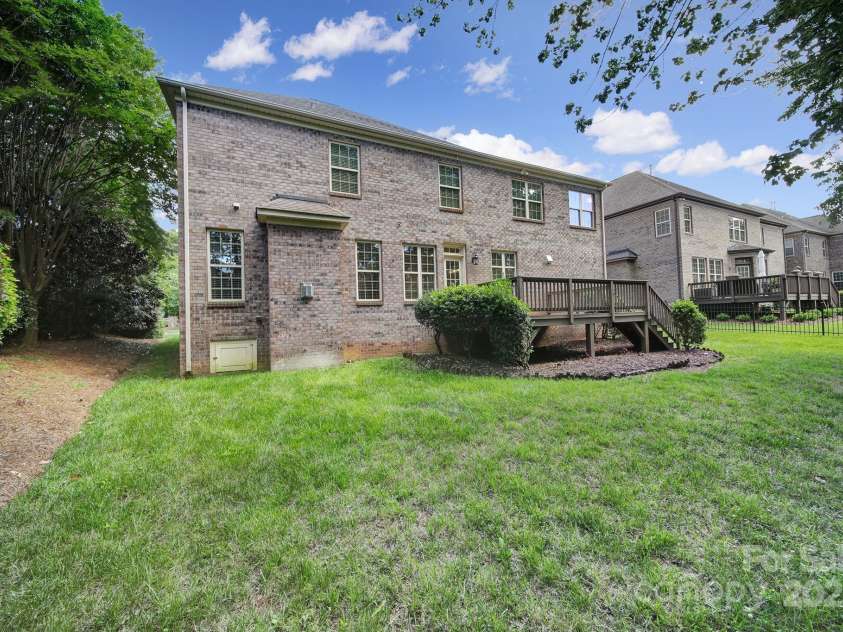 5633 Open Book Lane, Charlotte, NC 28270.  MLS# CAR4255035, YatesRealty ID 12761. 