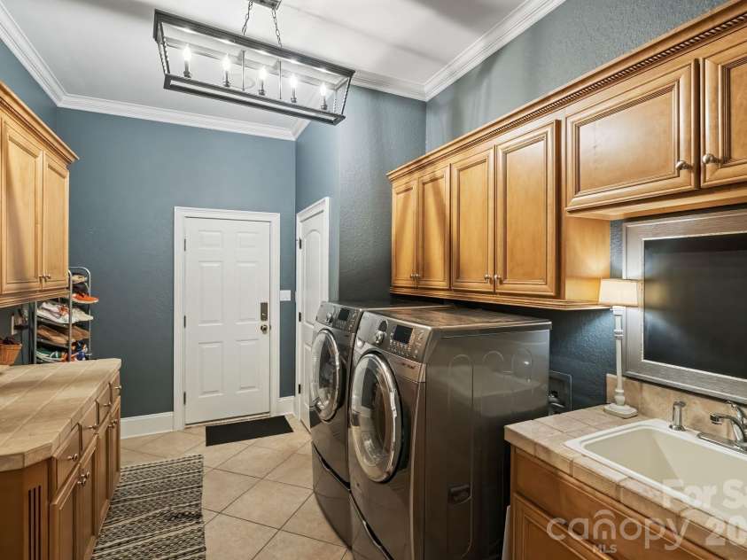 9263 Egret Ridge, Belmont, NC 28012.  MLS# CAR4347633, YatesRealty ID 12761. 