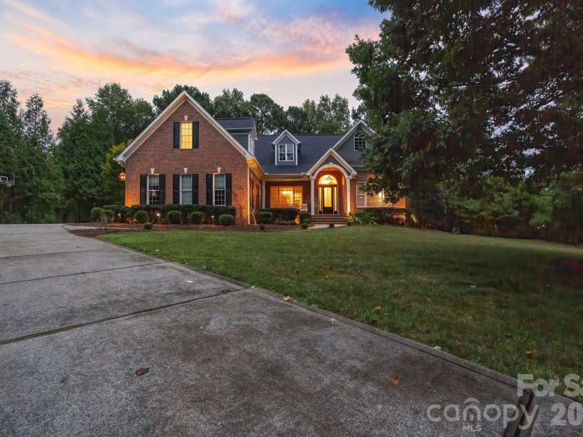 9263 Egret Ridge, Belmont, NC 28012.  MLS# CAR4347633, YatesRealty ID 12761. 