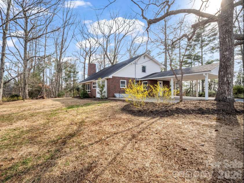 517 Union Road, Rutherfordton, NC 28139.  MLS# CAR4353902, YatesRealty ID 12764. 