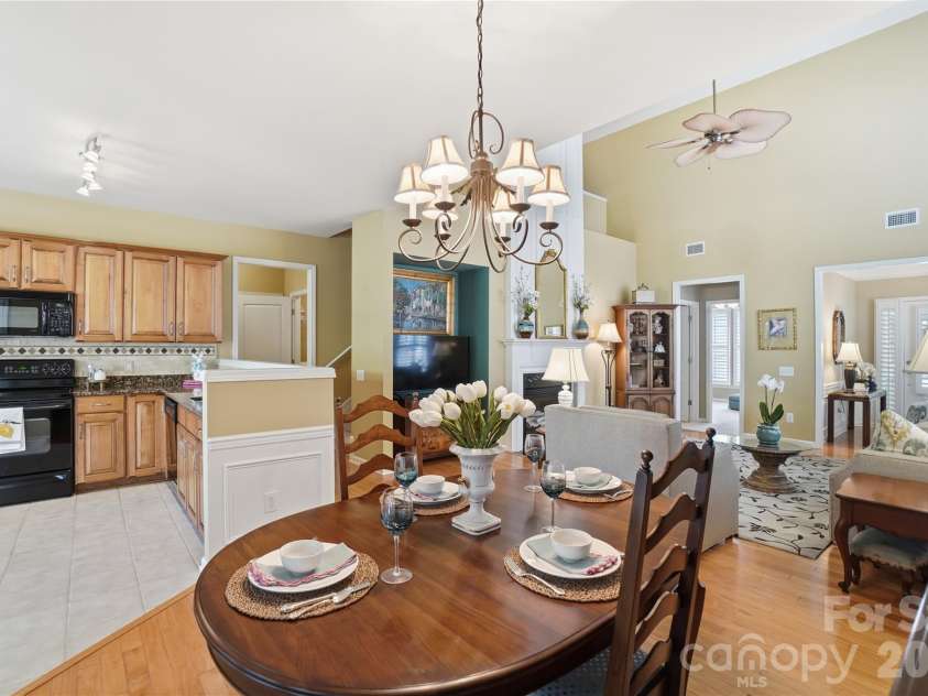 3235 Darlington Road, Matthews, NC 28105.  MLS# CAR4361656, YatesRealty ID 12765. 