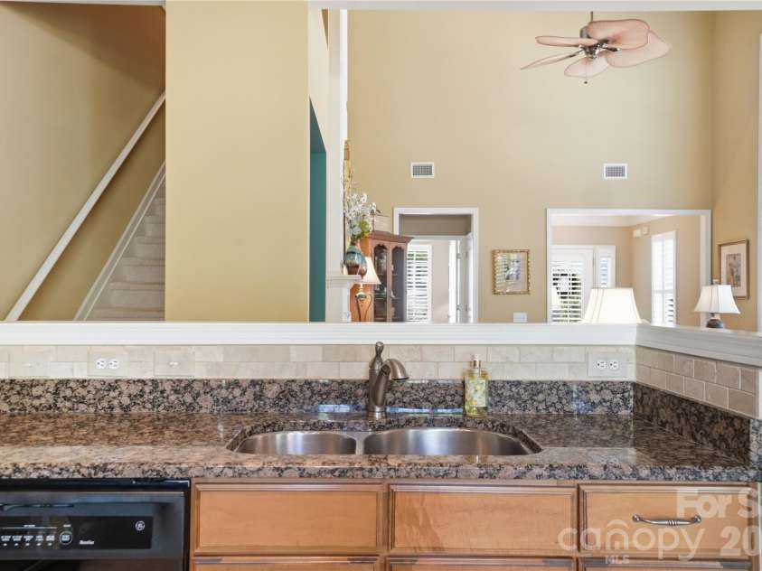 3235 Darlington Road, Matthews, NC 28105.  MLS# CAR4361656, YatesRealty ID 12765. 