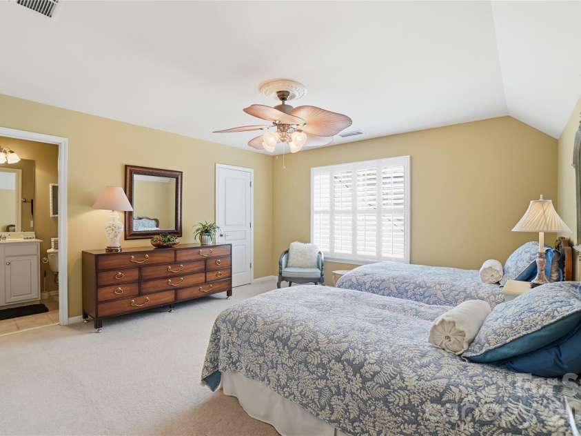3235 Darlington Road, Matthews, NC 28105.  MLS# CAR4361656, YatesRealty ID 12765. 