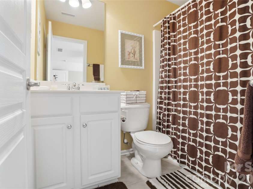 3235 Darlington Road, Matthews, NC 28105.  MLS# CAR4361656, YatesRealty ID 12765. 