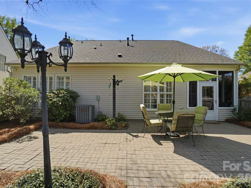 3235 Darlington Road, Matthews, NC 28105.  MLS# CAR4361656, YatesRealty ID 12765. 