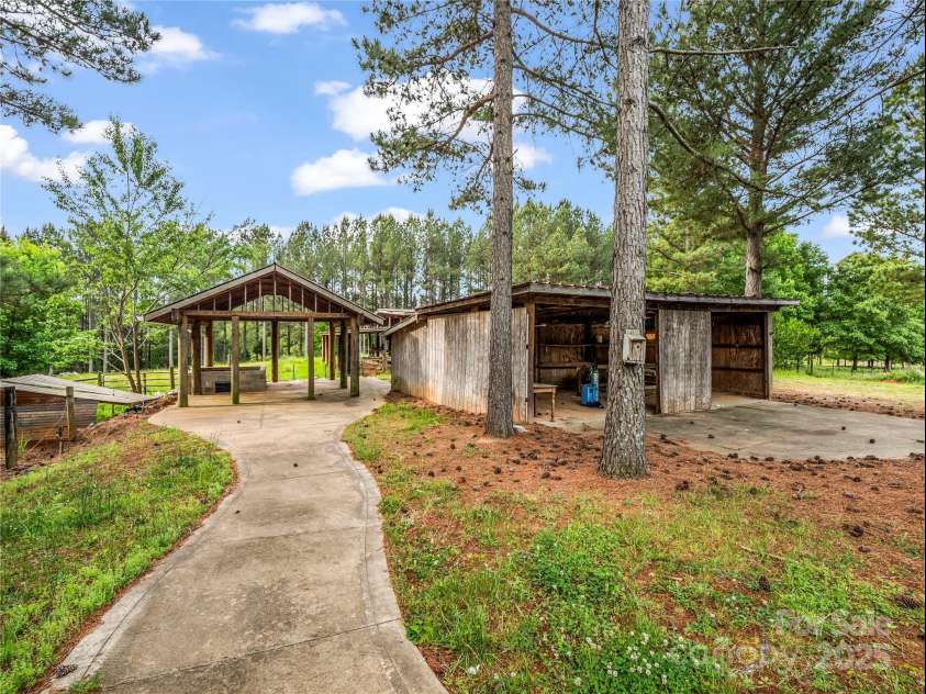 423 Dills Road, Rutherfordton, NC 28139.  MLS# CAR4223716, YatesRealty ID 12765. 