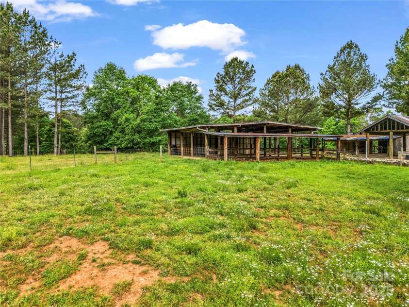 423 Dills Road, Rutherfordton, NC 28139.  MLS# CAR4223716, YatesRealty ID 12765. 